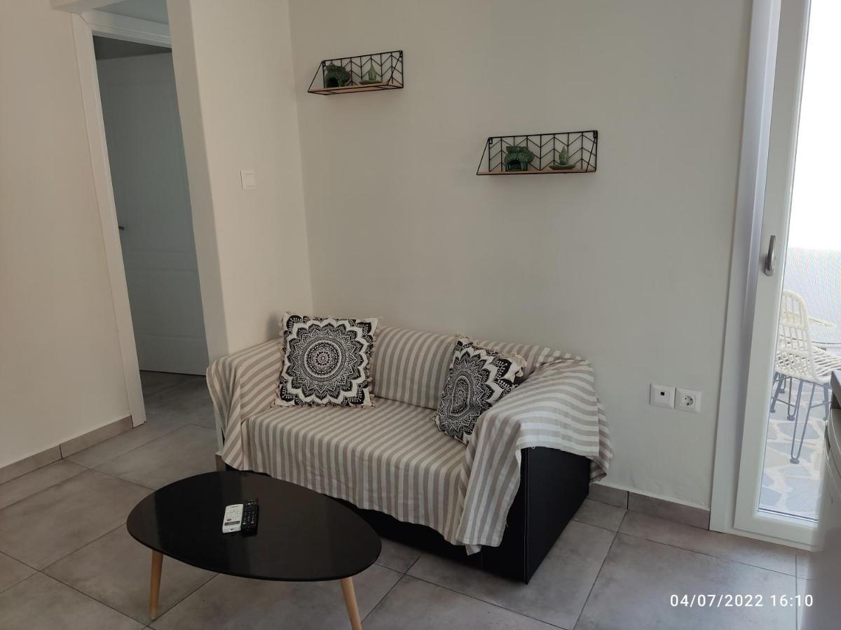 Smyrnis Apartments Ermoúpoli Eksteriør bilde